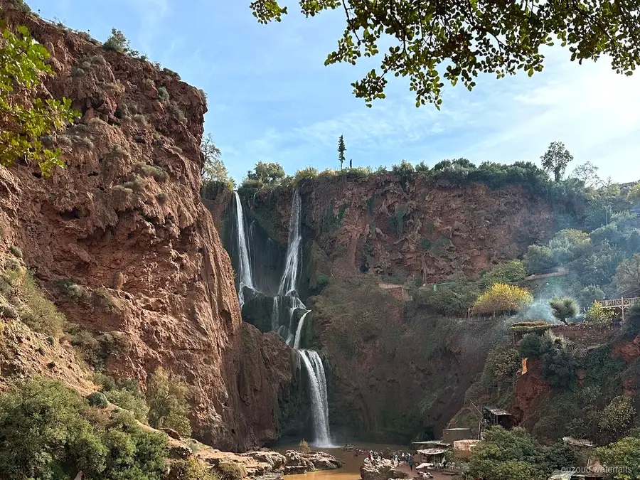 Parada guiada en un mirador de l'excursió en grup reduït a les Cascades d'Ouzoud
