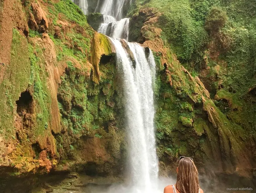 Terrassa de dinar amazic a l'excursió en grup reduït tot inclòs a les Cascades d'Ouzoud