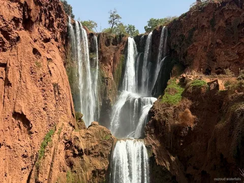 Privates Luxusfahrzeug für die Ouzoud Wasserfälle Tour ab Marrakesch